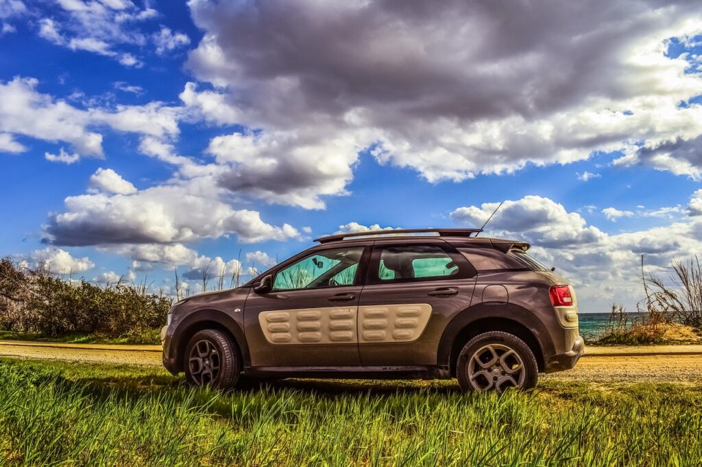 car, vehicle, automobile-2072394.jpg